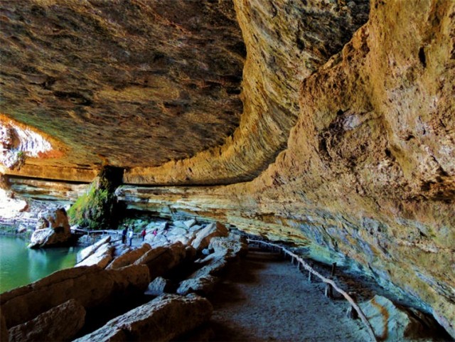 Grotto Path, Hamilton Pool