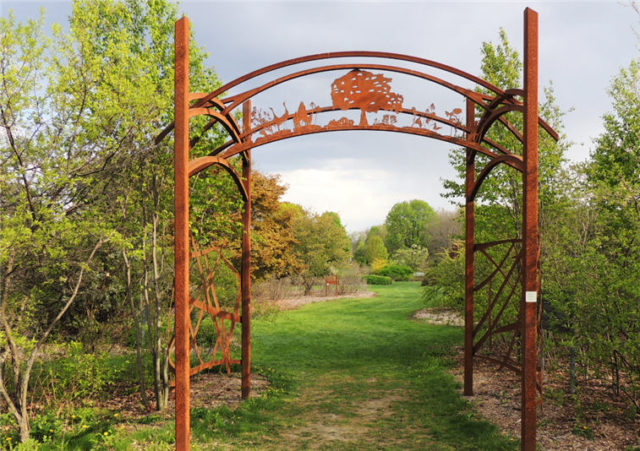 Trail, Arboretum