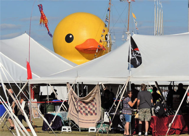 Rubber Duck, Tall Ships