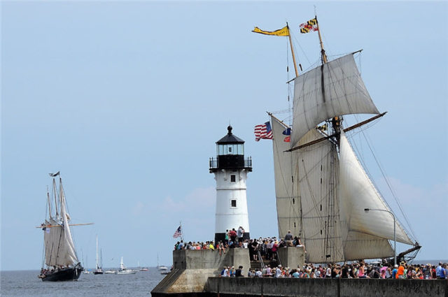 Niagara, tall-ships-duluth